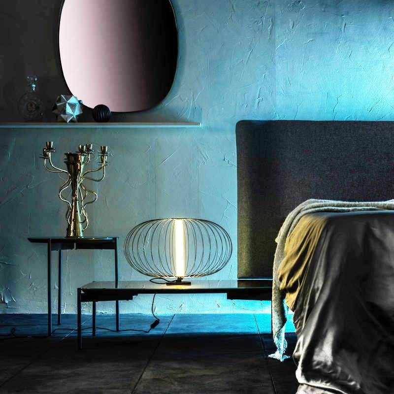 Lampada da tavolo led paralume in acciaio nero lucido 50x50xh. 29 cm