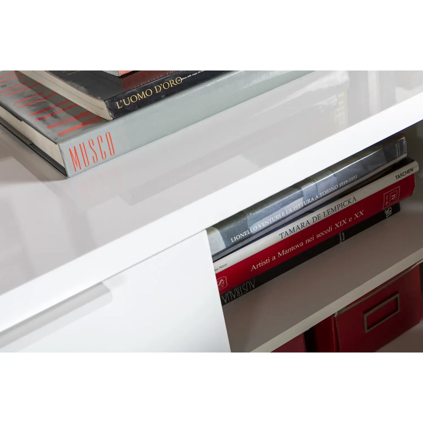 Mobile contenitore Mundi 3 ante bianco laccato cm 120x35x102,30h composad
