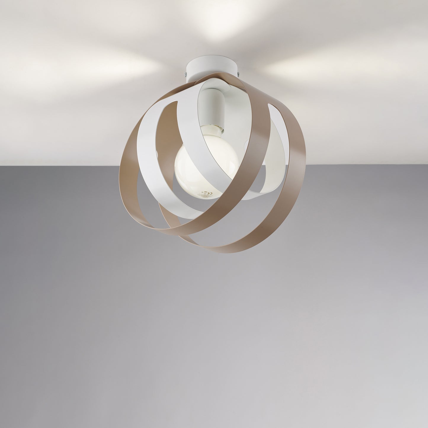 Plafoniera con diffusore taglio laser in ferro laccato bianco e tortora 1 luce H.28 - Ø26