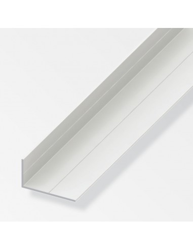 Profilo angolare in PVC con lati di lunghezza diseguale di 2,5m