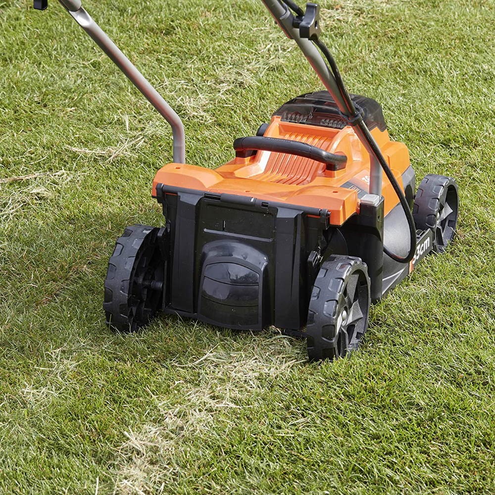 Rasaerba Black&Decker doppia batteria 18V 4.0 Ah