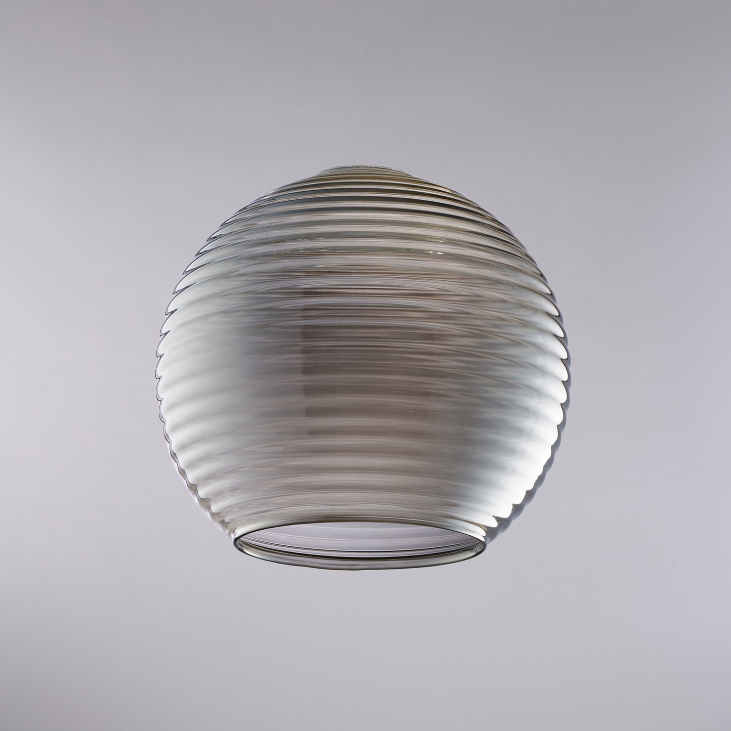 diffusore in vetro soffiato grigio specchiato con rigatura in rilievo H.18 - Ø20