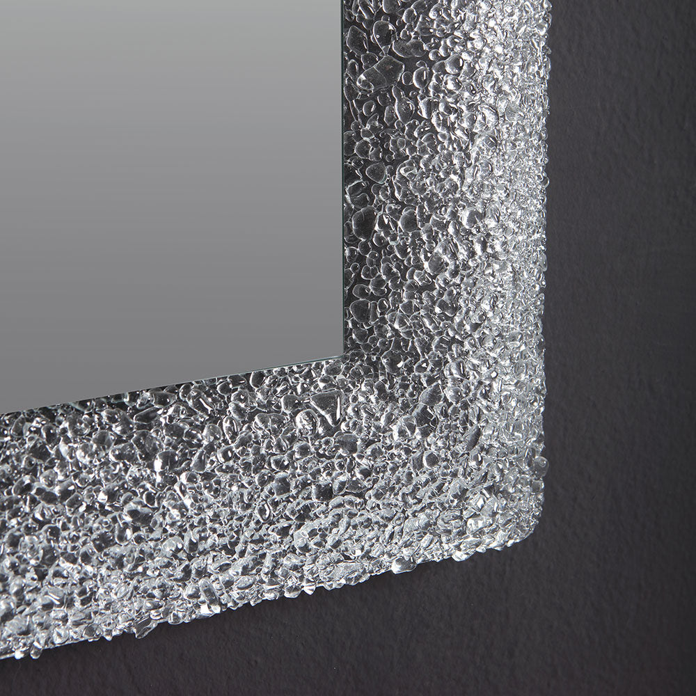 Specchio con cornice in vetro fuso color ghiaccio 90x62 cm