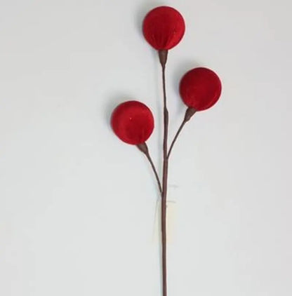 Stelo decorativo con grandi bacche rosse in velluto H42 cm
