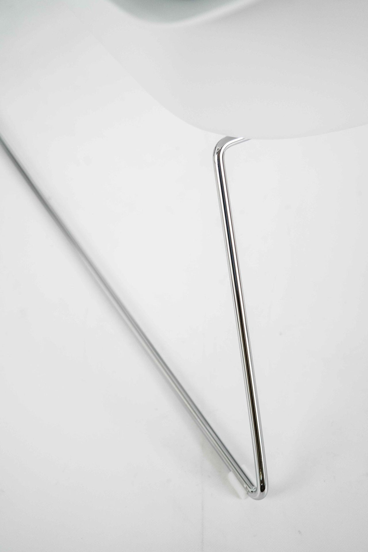 Poltrona in polipropilene grigio chiaro 85 cm x 74 cm H. 86 cm